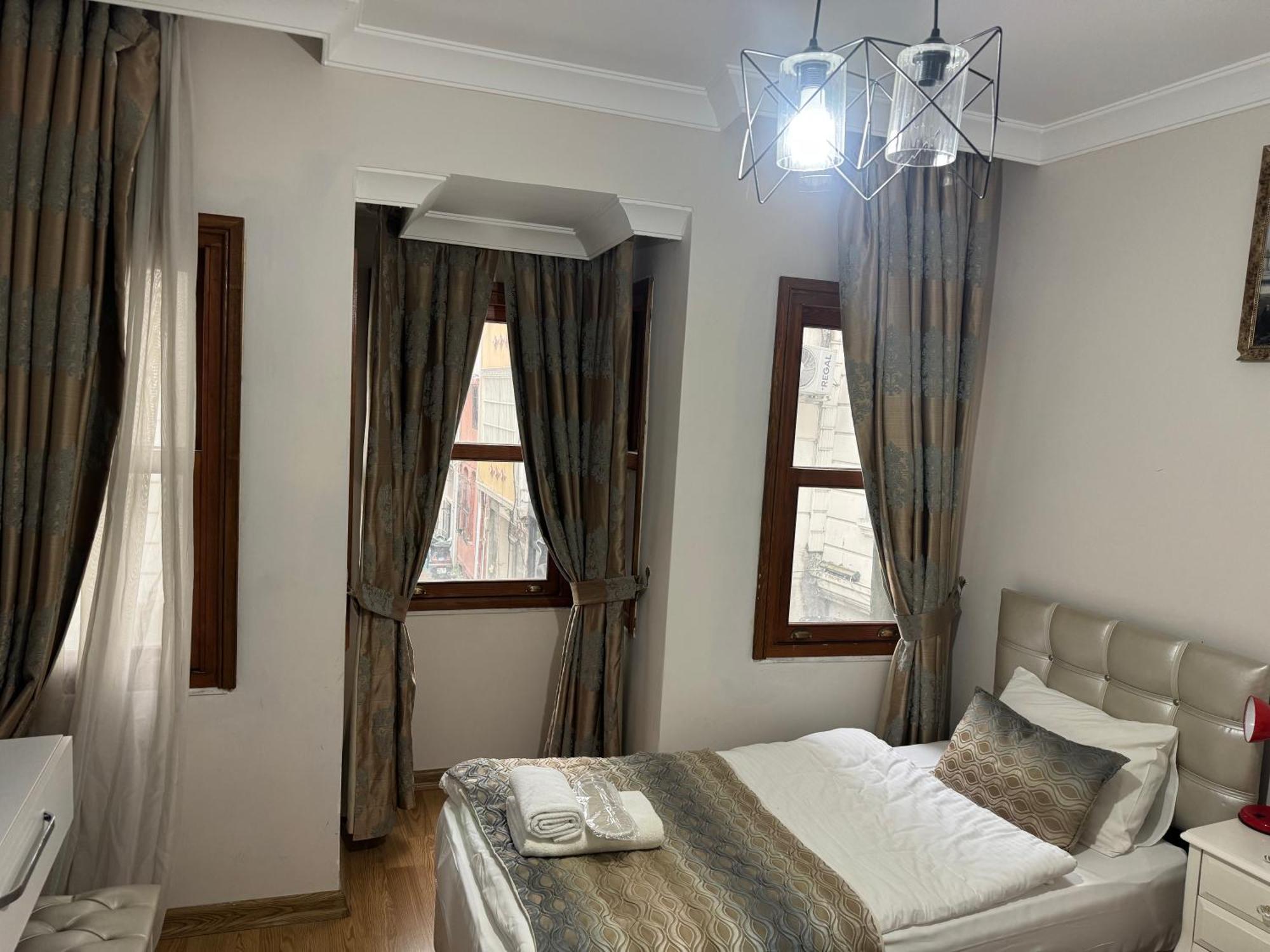 Rosalie Palace Istanbul Exteriör bild